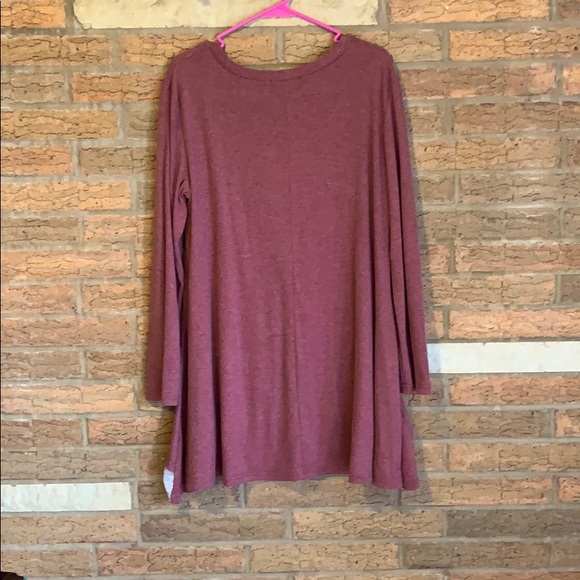 Rose&Lace Tunic - Picture 3 of 4